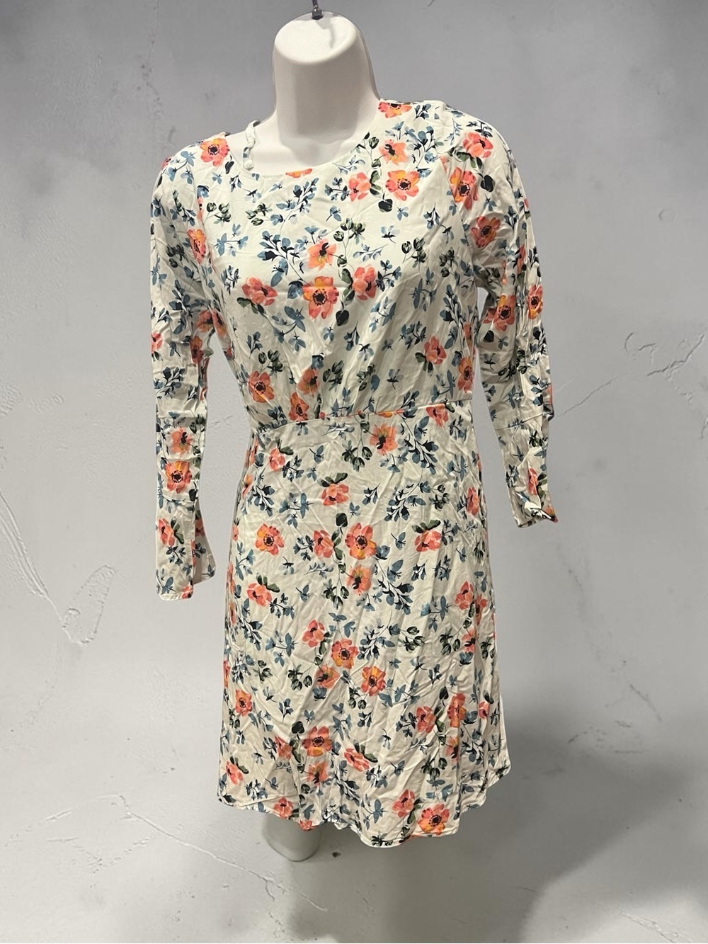 Ann Taylor LOFT Floral Bell Sleeve Dress – Size 4